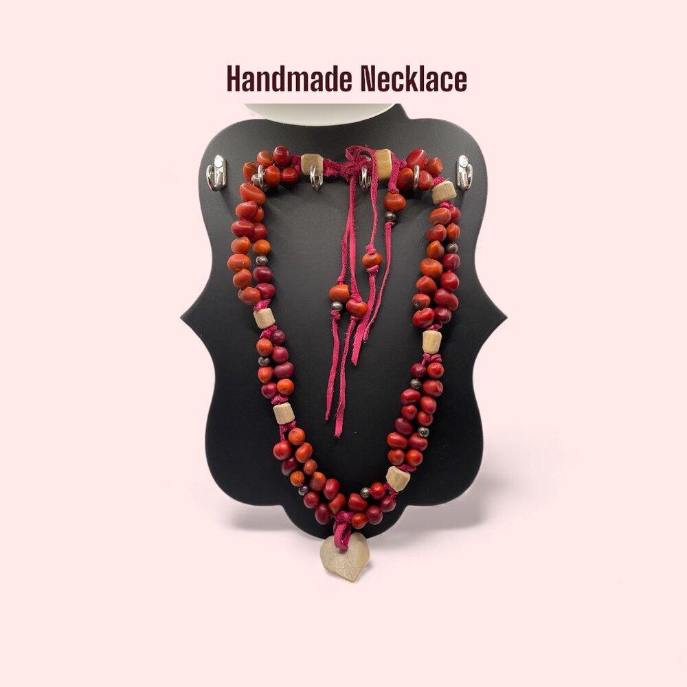 Statement Necklace Red Beads White Heart Pendant Leather 23